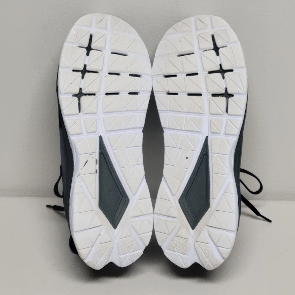 Hoka One One Mach 4 Men's Size 9.5D.